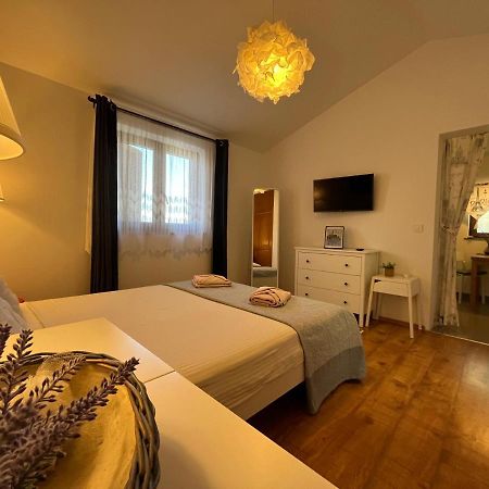 Apartment Cozy&Quiet Ρόβινι Εξωτερικό φωτογραφία